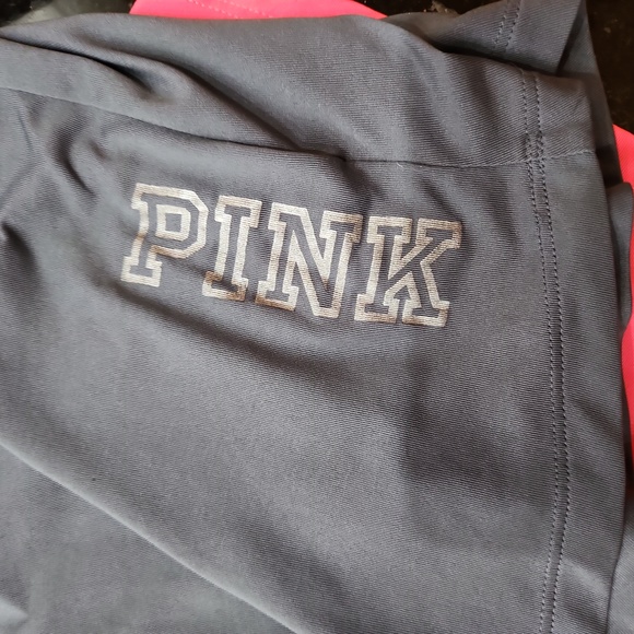 Victoria secret PINK bundle muscle tank size xs - Picture 2 of 6